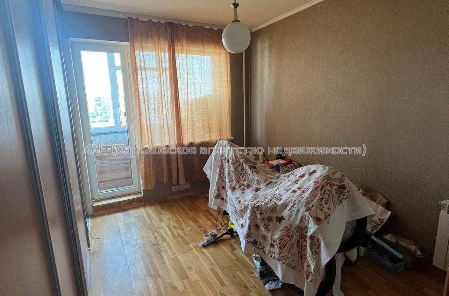 Продам квартиру, 4  ком., 52.80 м², авторский дизайн 