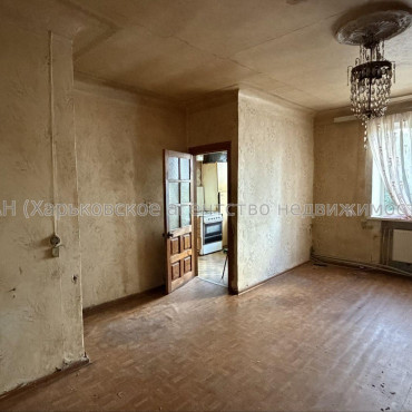 Продам квартиру, 2  ком., 46.70 м², советский ремонт 