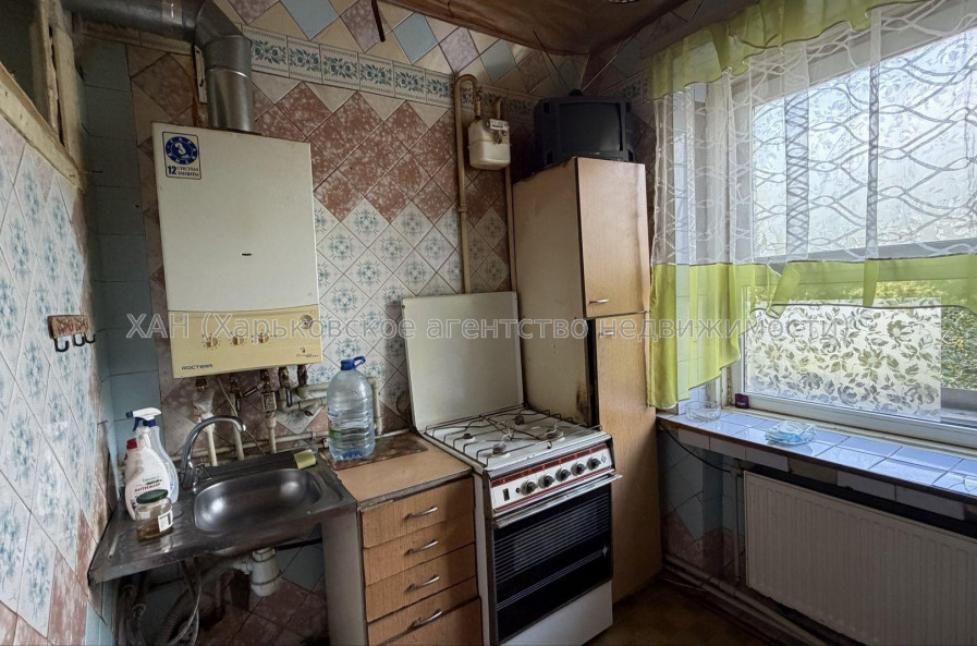 Продам квартиру, 2  ком., 46.70 м², советский ремонт 