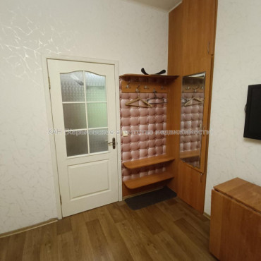 Сдам квартиру, Мира ул. , 1  ком., 25.90 м², косметический ремонт 