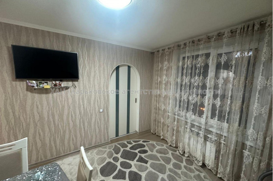 Продам квартиру, Победы просп. , 3  ком., 65 м², евроремонт 