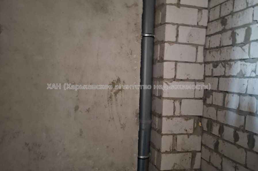 Продам квартиру, Шевченковский пер. , 1  ком., 32 м², частичный ремонт 