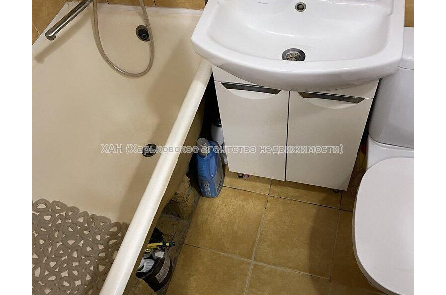 Продам квартиру, Гарибальди ул. , 1  ком., 26.80 м², капитальный ремонт 