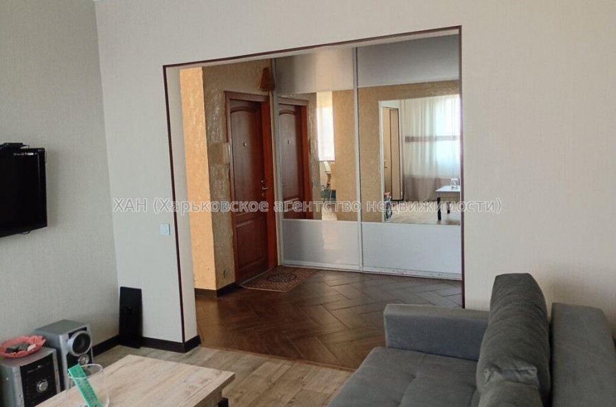 Продам квартиру, Салтовское шоссе , 3  ком., 66.60 м², капитальный ремонт 