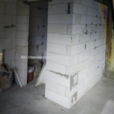 Продам квартиру, Индустриальный просп. , 1  ком., 42 м², без внутренних работ 
