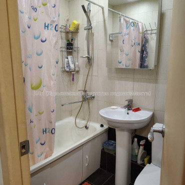 Продам квартиру, Зубарева Александра ул. , 1  ком., 36.20 м², косметический ремонт 
