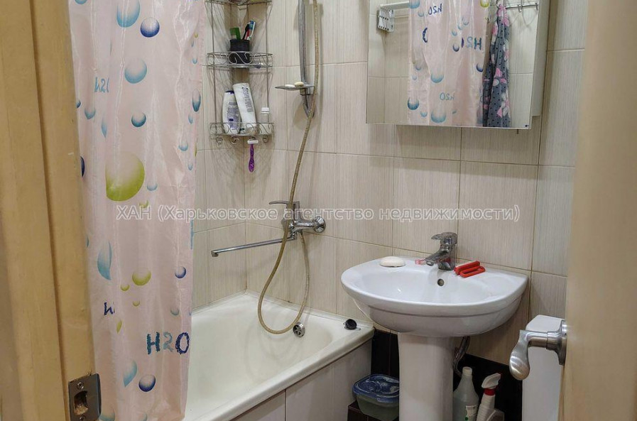 Продам квартиру, Зубарева Александра ул. , 1  ком., 36.20 м², косметический ремонт 