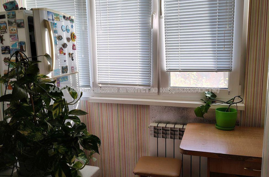 Продам квартиру, Зубарева Александра ул. , 1  ком., 36.20 м², косметический ремонт 