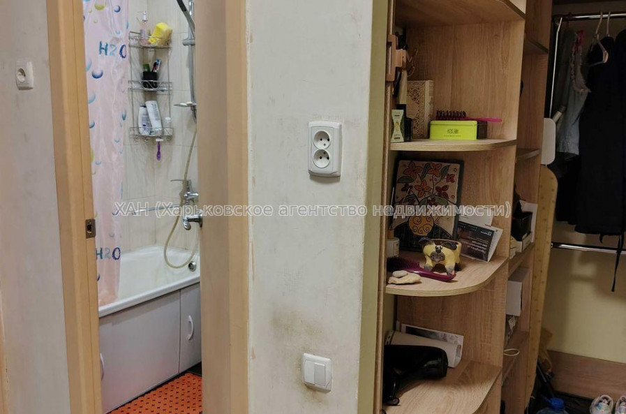 Продам квартиру, Зубарева Александра ул. , 1  ком., 36.20 м², косметический ремонт 