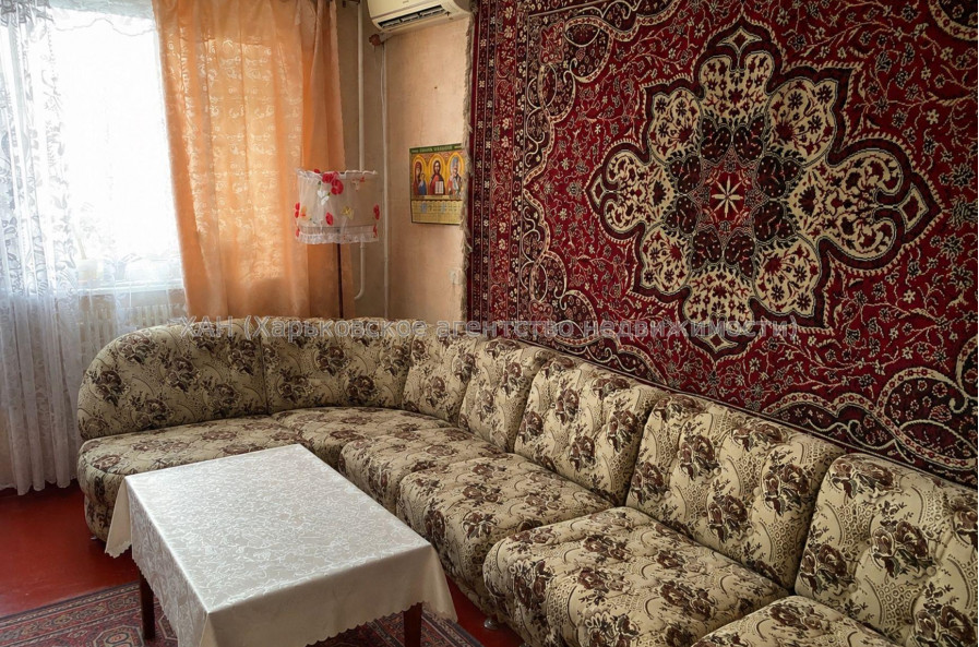 Продам квартиру, Фесенковский въезд , 2  ком., 52 м², косметический ремонт 