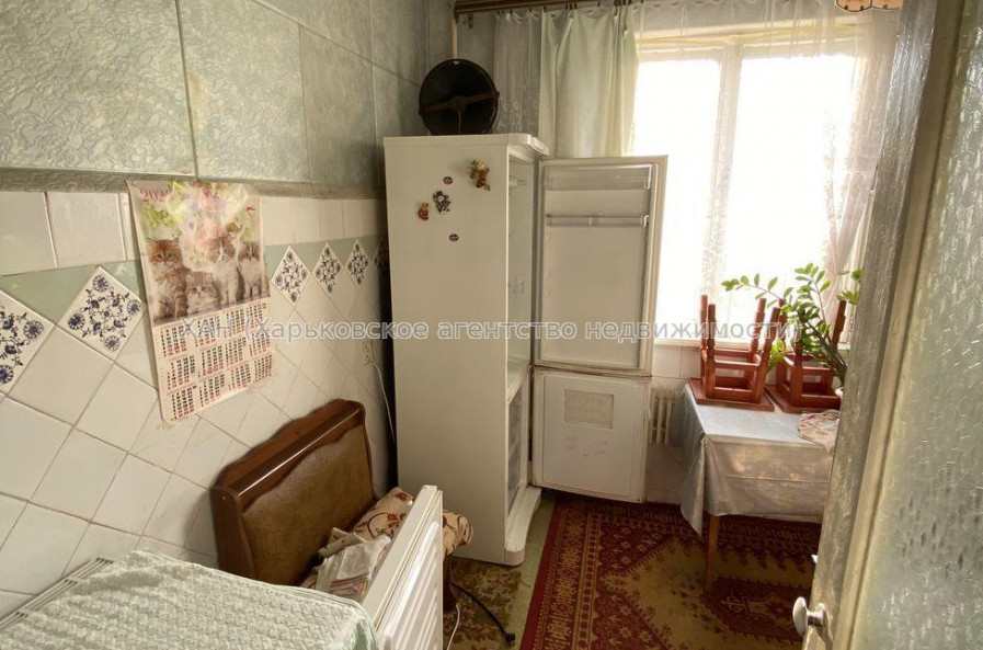 Продам квартиру, Фесенковский въезд , 2  ком., 52 м², косметический ремонт 