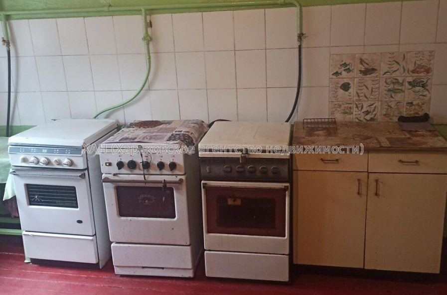 Продам квартиру, Ньютона ул. , 1 кім., 18.50 м², советский ремонт 