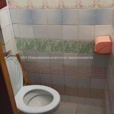 Продам квартиру, Ньютона ул. , 1 кім., 18.50 м², советский ремонт 