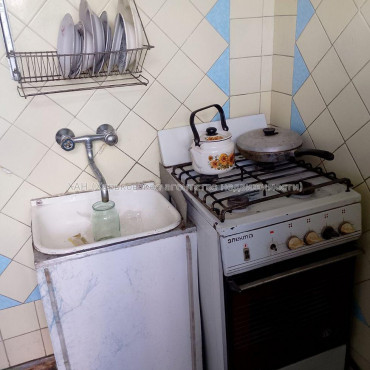 Продам квартиру, Тракторостроителей просп. , 2  ком., 44 м², советский ремонт 