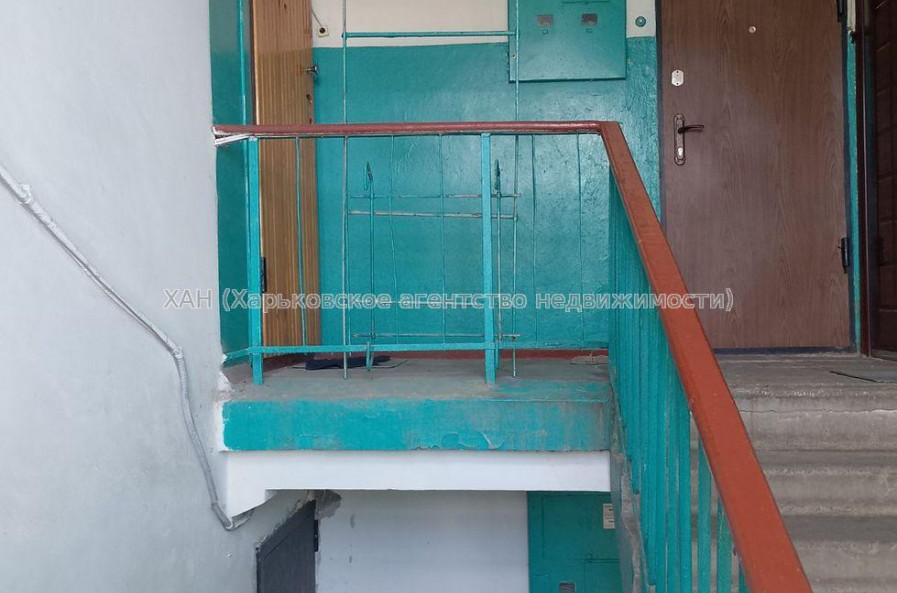 Продам квартиру, Тракторостроителей просп. , 2  ком., 44 м², советский ремонт 