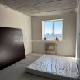 Продам квартиру, Яны Червоной ул. , 1  ком., 47 м², без отделочных работ 