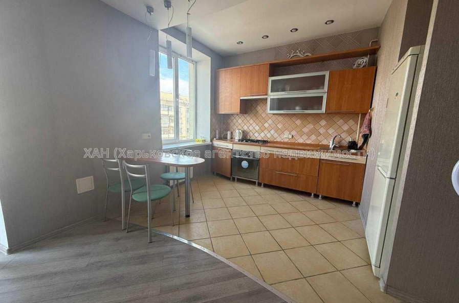 Продам квартиру, Героев Харькова просп. , 2  ком., 51 м², евроремонт 
