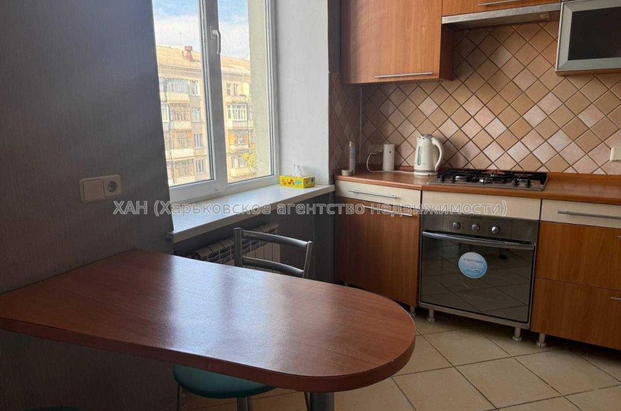 Продам квартиру, Героев Харькова просп. , 2  ком., 51 м², евроремонт 