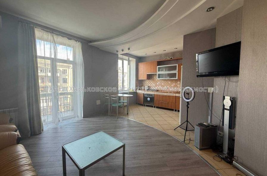 Продам квартиру, Героев Харькова просп. , 2  ком., 51 м², евроремонт 