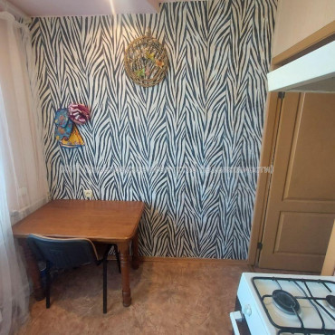 Продам квартиру, Индустриальный просп. , 2  ком., 45 м², косметический ремонт 