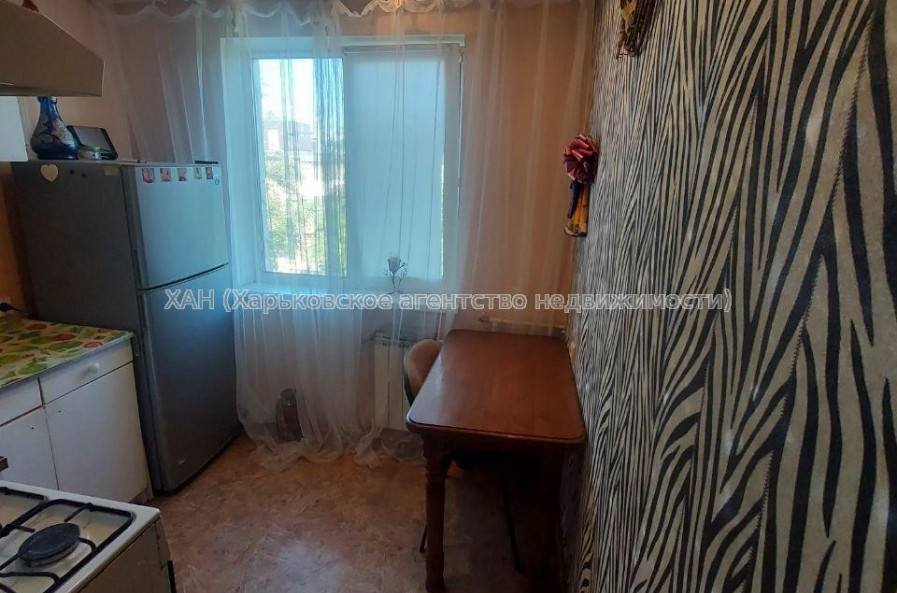 Продам квартиру, Индустриальный просп. , 2  ком., 45 м², косметический ремонт 