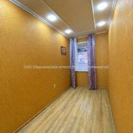 Продам квартиру, Чеботарская ул. , 2 кім., 32 м², косметический ремонт