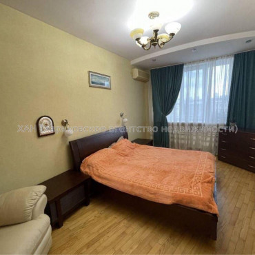 Продам квартиру, Армянский пер. , 2  ком., 58 м², советский ремонт 