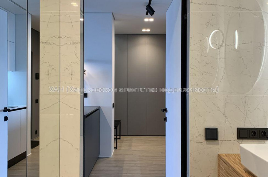 Продам квартиру, Юбилейный просп. , 3  ком., 77 м², авторский дизайн 