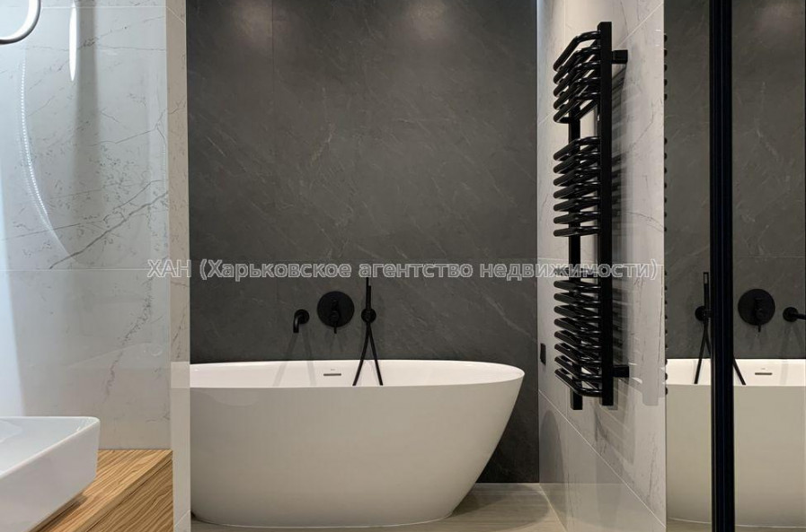 Продам квартиру, Юбилейный просп. , 3  ком., 77 м², авторский дизайн 