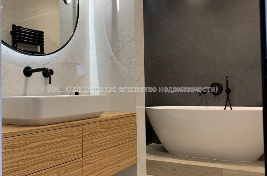 Продам квартиру, Юбилейный просп. , 3  ком., 77 м², авторский дизайн 
