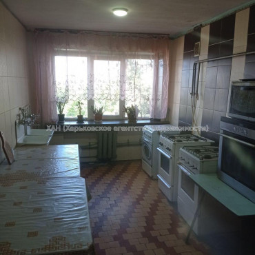 Продам квартиру, Астрономическая ул. , 2 кім., 52 м², косметический ремонт 