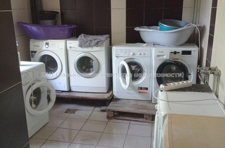 Продам квартиру, Астрономическая ул. , 2 кім., 52 м², косметический ремонт 