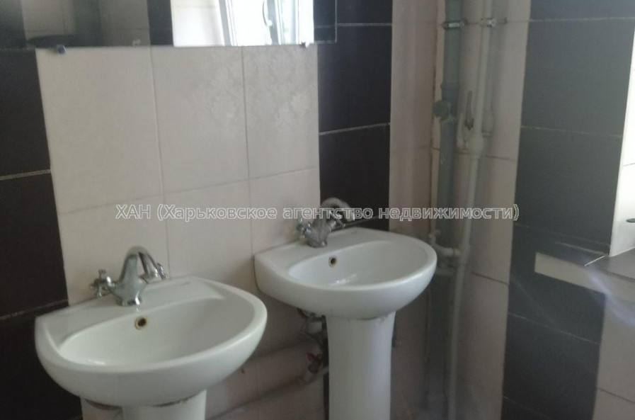 Продам квартиру, Астрономическая ул. , 2 кім., 52 м², косметический ремонт 