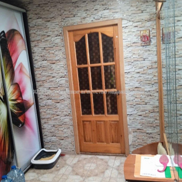 Продам квартиру, Метростроителей ул. , 3  ком., 72 м², капитальный ремонт 