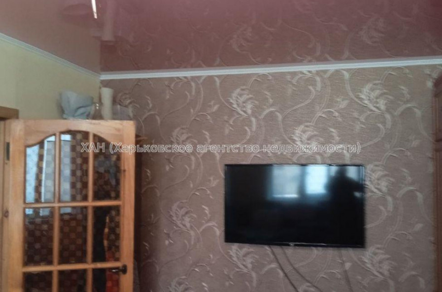 Продам квартиру, Метростроителей ул. , 3  ком., 72 м², капитальный ремонт 