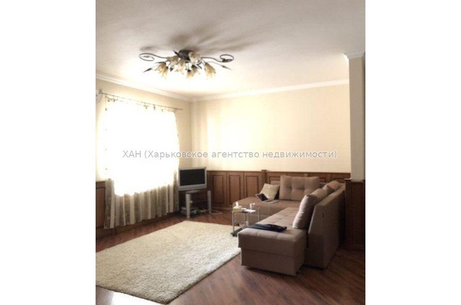 Продам квартиру, Данилевского ул. , 3  ком., 140 м², капитальный ремонт 