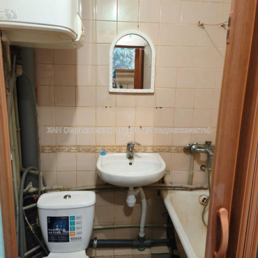 Продам квартиру, Гарибальди ул. , 1  ком., 20 м², косметический ремонт 