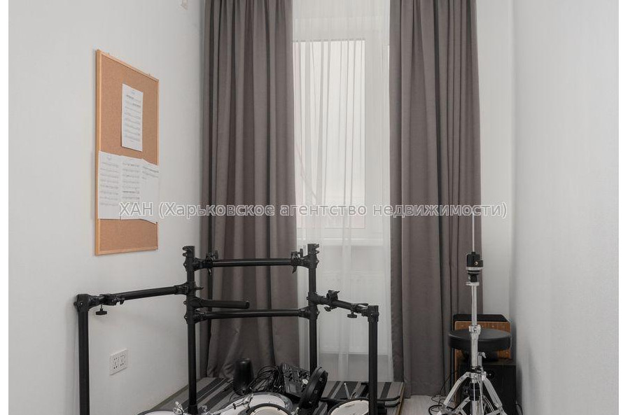 Продам квартиру, Салтовское шоссе , 5 кім., 118 м², евроремонт 