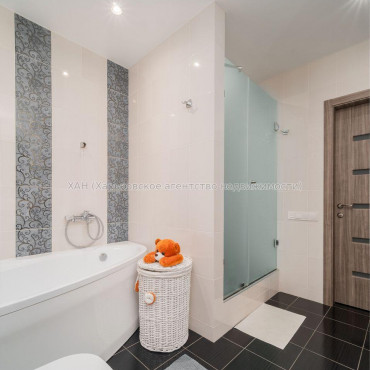 Продам квартиру, Салтовское шоссе , 5 кім., 118 м², евроремонт 