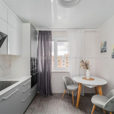 Продам квартиру, Салтовское шоссе , 5 кім., 118 м², евроремонт 