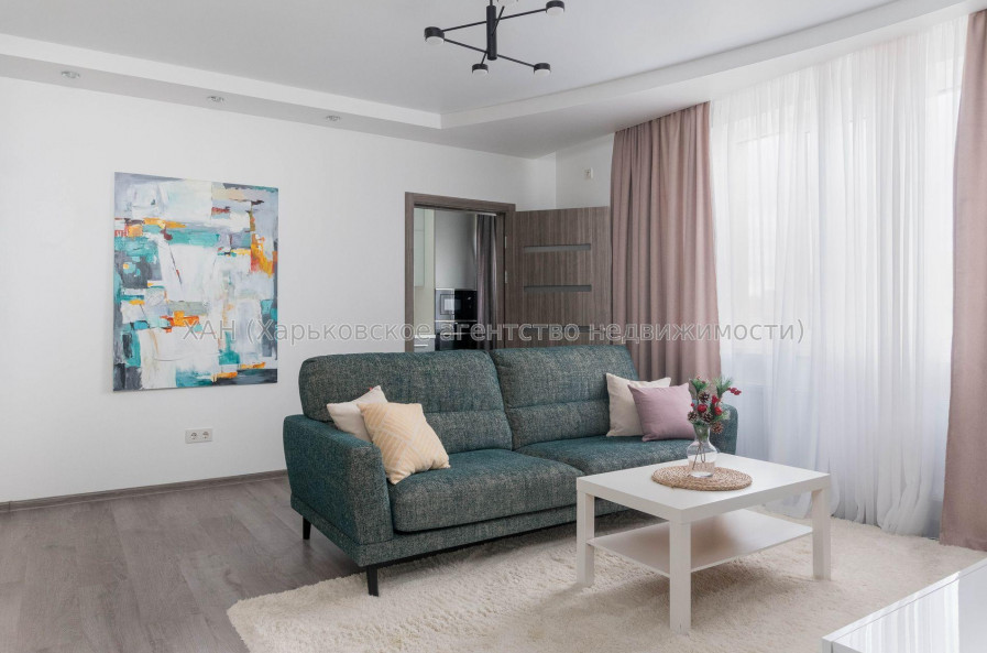 Продам квартиру, Салтовское шоссе , 5 кім., 118 м², евроремонт 