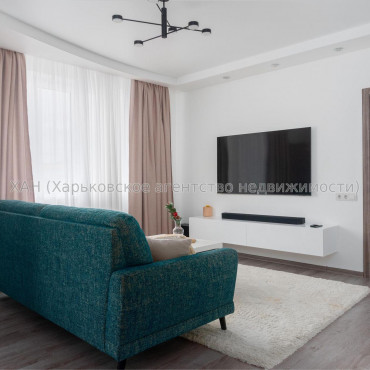 Продам квартиру, Салтовское шоссе , 5 кім., 118 м², евроремонт 