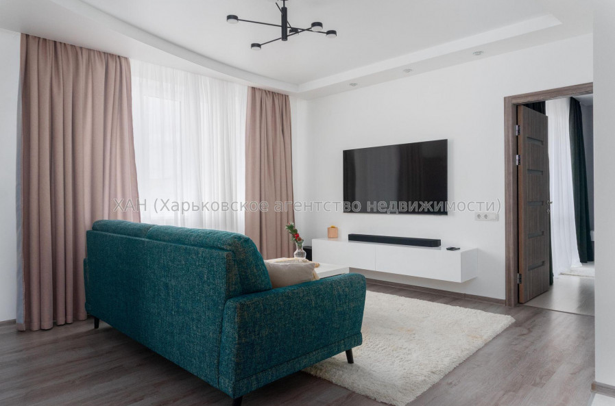 Продам квартиру, Салтовское шоссе , 5 кім., 118 м², евроремонт 