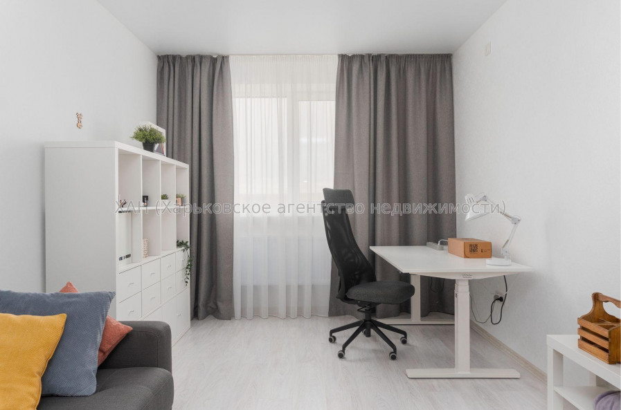 Продам квартиру, Салтовское шоссе , 5 кім., 118 м², евроремонт 