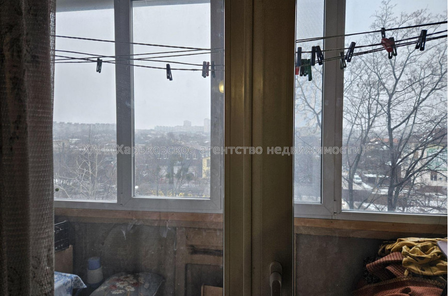 Продам квартиру, Гвардейцев Широнинцев ул. , 1  ком., 38.90 м², советский ремонт 