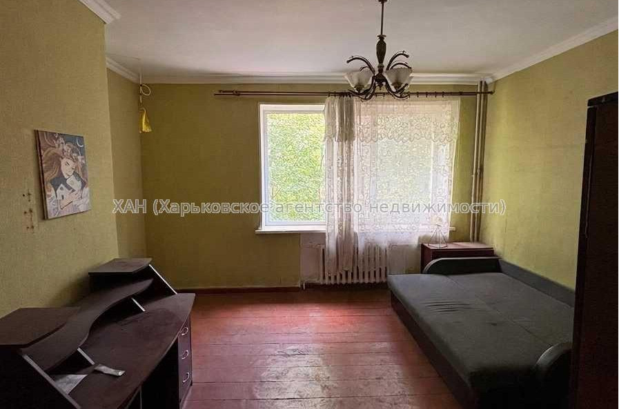 Продам квартиру, Библика ул. , 1  ком., 27.60 м², советский ремонт 