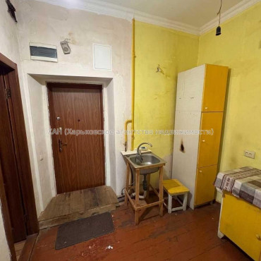 Продам квартиру, Библика ул. , 1  ком., 27.60 м², советский ремонт 