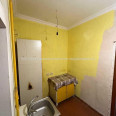 Продам квартиру, Библика ул. , 1  ком., 27.60 м², советский ремонт 