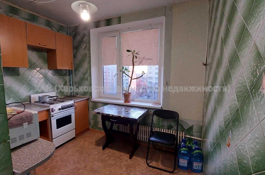 Продам квартиру, Валентиновская ул. , 2  ком., 45 м², косметический ремонт 