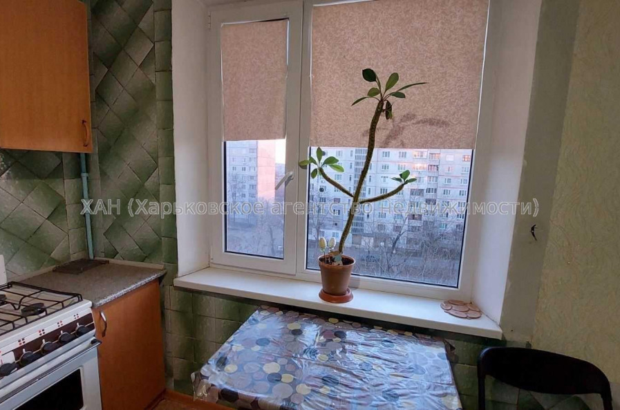 Продам квартиру, Валентиновская ул. , 2  ком., 45 м², косметический ремонт 